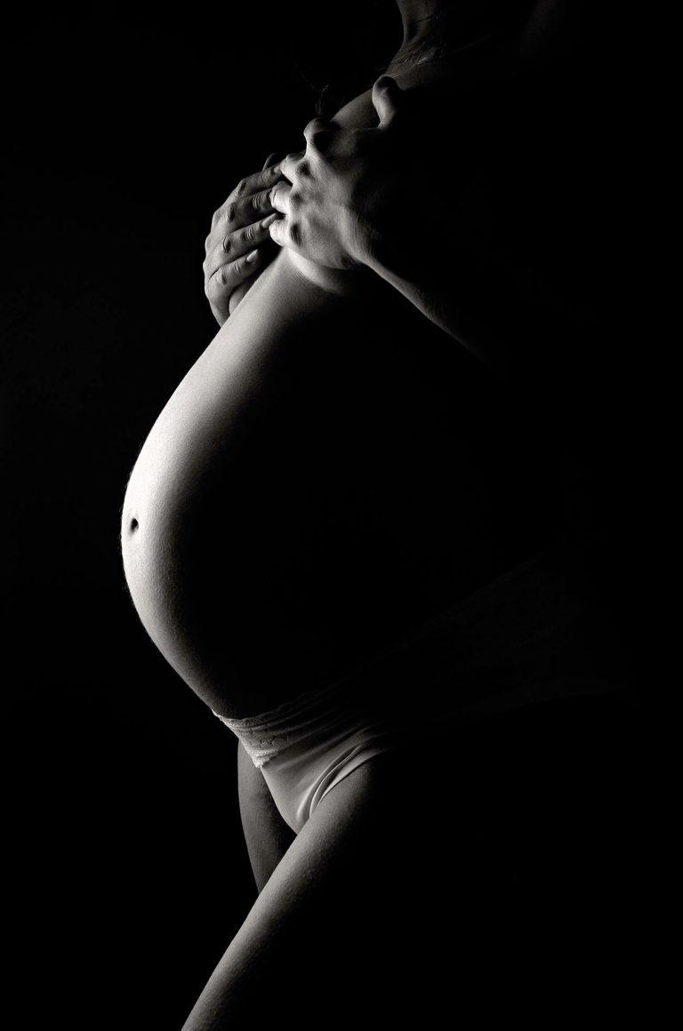 photographe grossesse Senlis - photographe grossesse oise - Studio photo situé à Saint Pathus